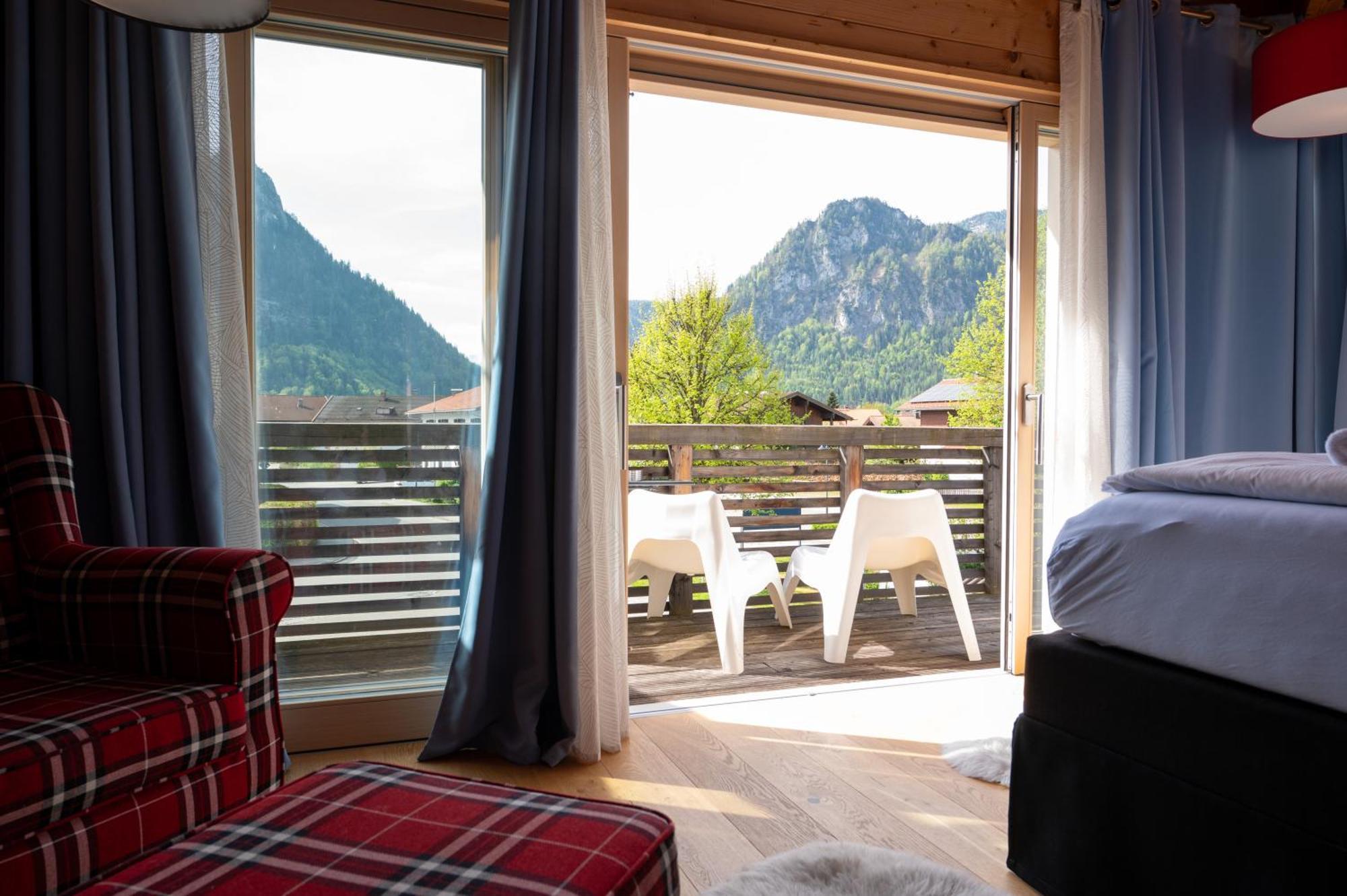 Design Hotel Alpenliebe - - - - Boutique-Flair - - - - Инцелль Экстерьер фото
